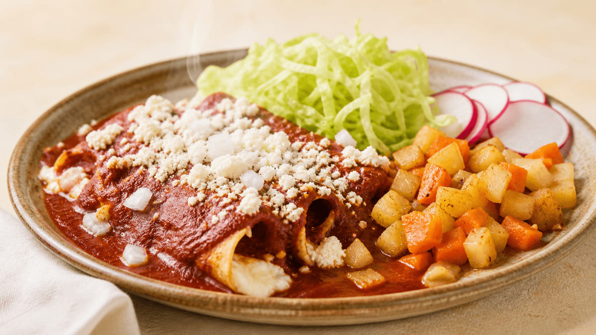 Enchiladas duranguenses de chile colorado, receta de Durango