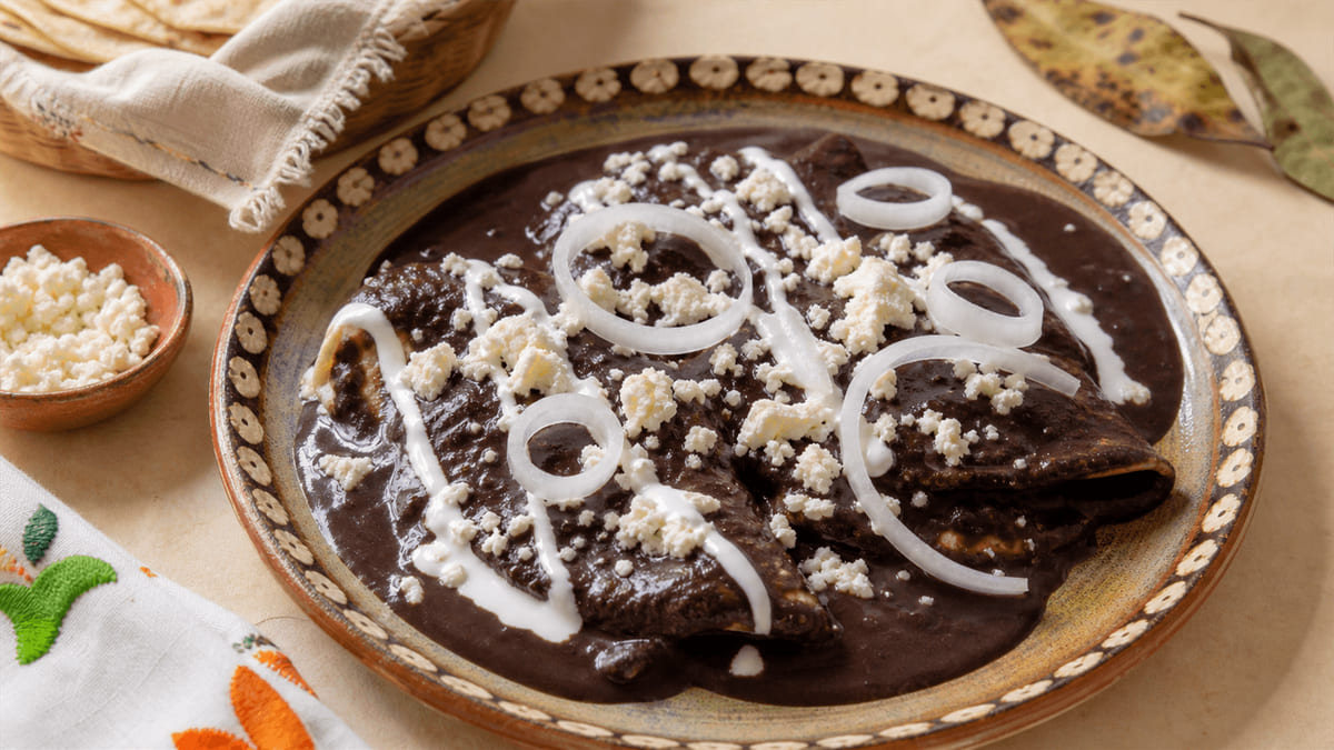 Enfrijoladas oaxaqueñas — Oaxaca