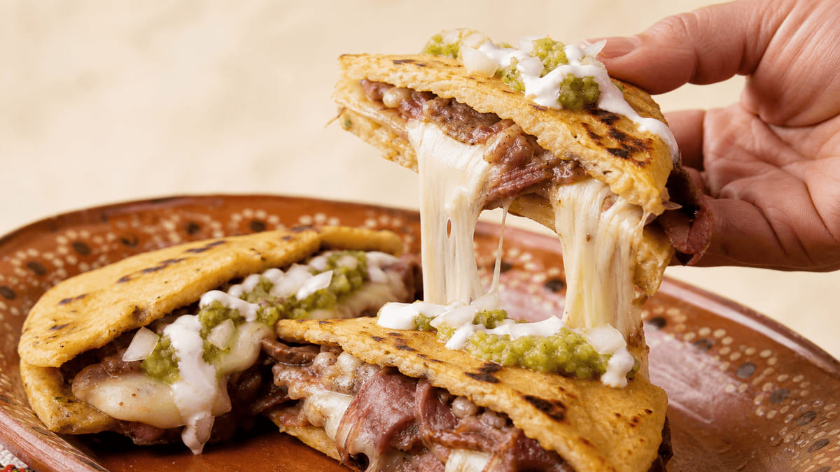 Itacates morelenses (Tepoztlán), receta de Morelos